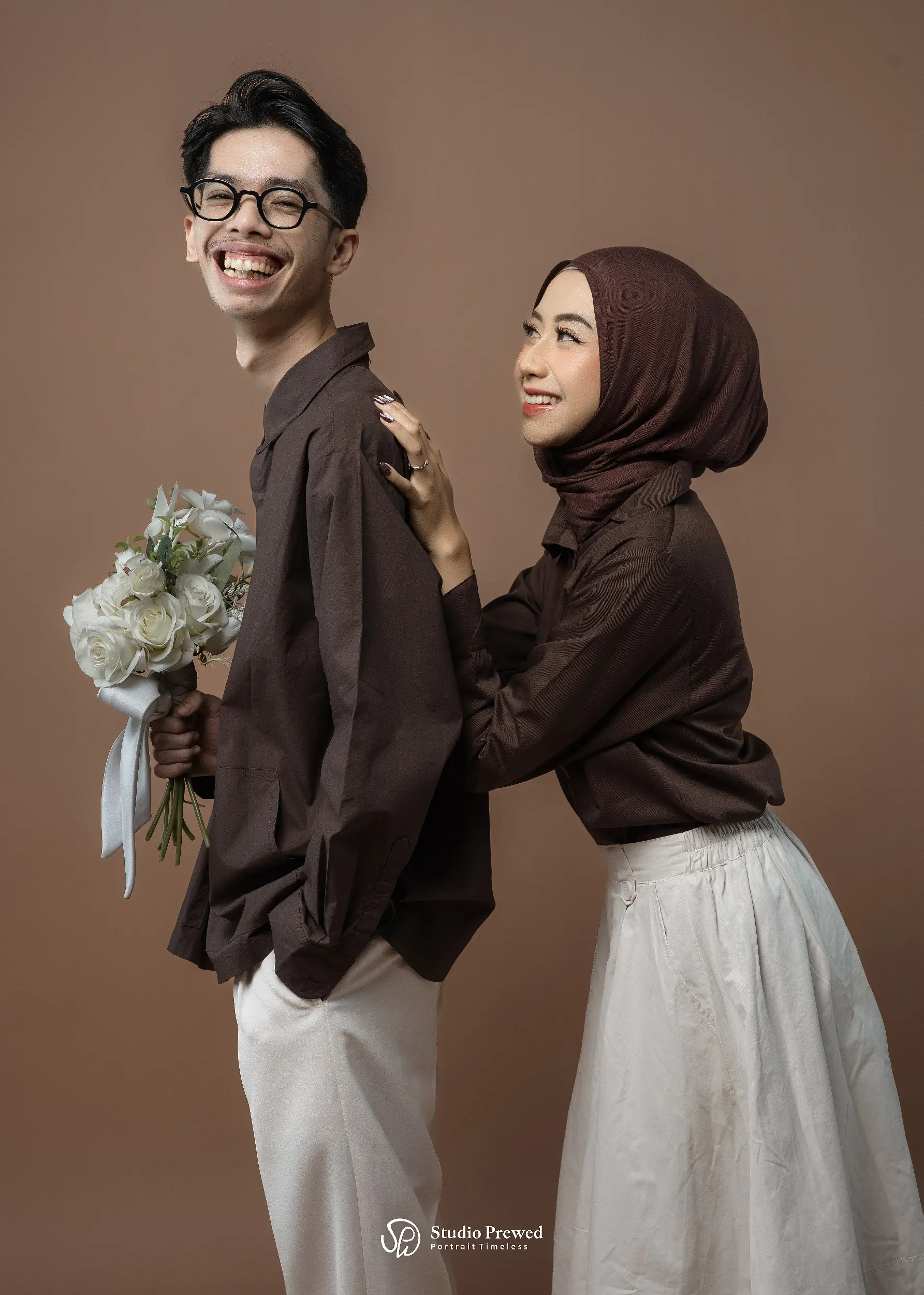 Sheila & Agis